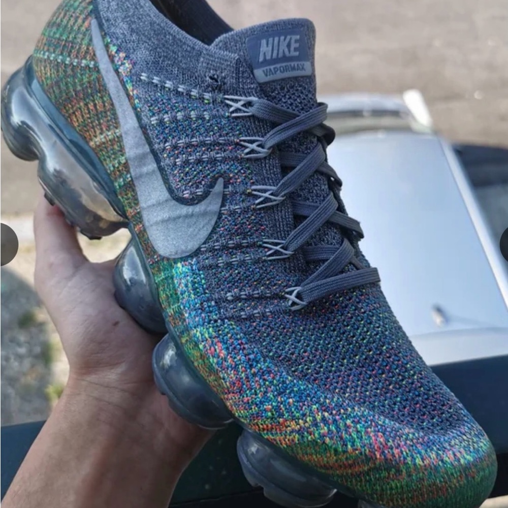 Nike VaporMax Flyknit Multicolor/Grey Running Shoes